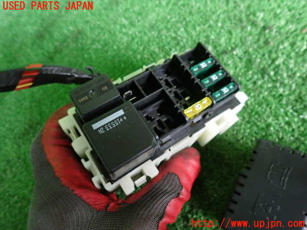 2UPJ-33976742]ボルボ・V70(BB420W)ヒューズボックス2 中古_m0003.jpg