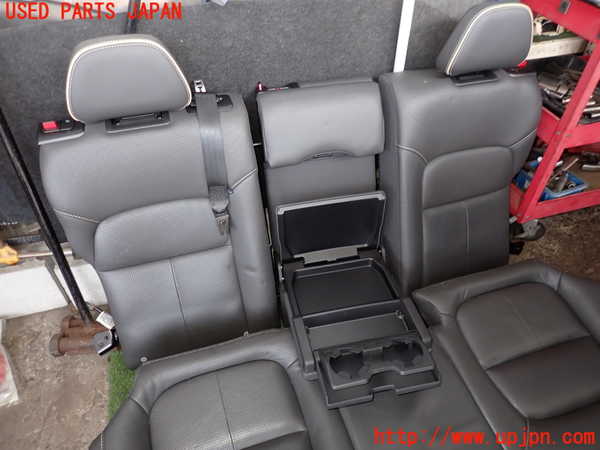 2UPJ-33977385]ボルボ・V70(BB420W)リアシート 中古_m0002.jpg