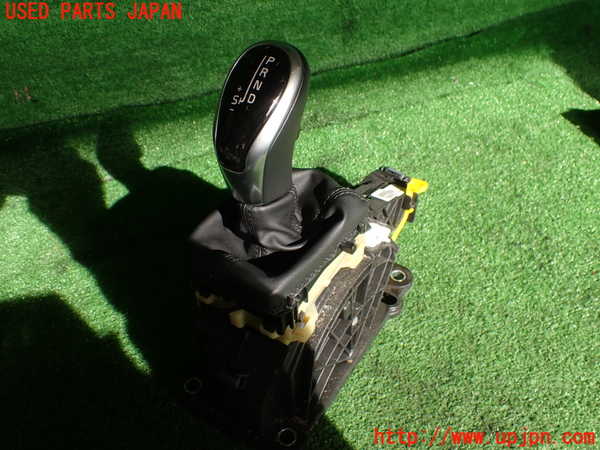2UPJ-33977555]ボルボ・V70(BB420W)ATシフトレバー 中古_m0001.jpg
