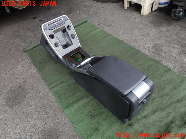 2UPJ-33977540]ボルボ・V70(BB420W)センターコンソール 中古_m0001.jpg