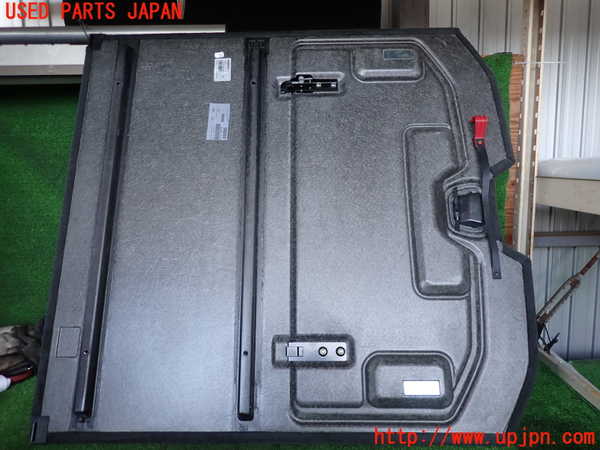 2UPJ-33977771]ボルボ・V70(BB420W)ラゲッジトレイ1 中古_m0004.jpg