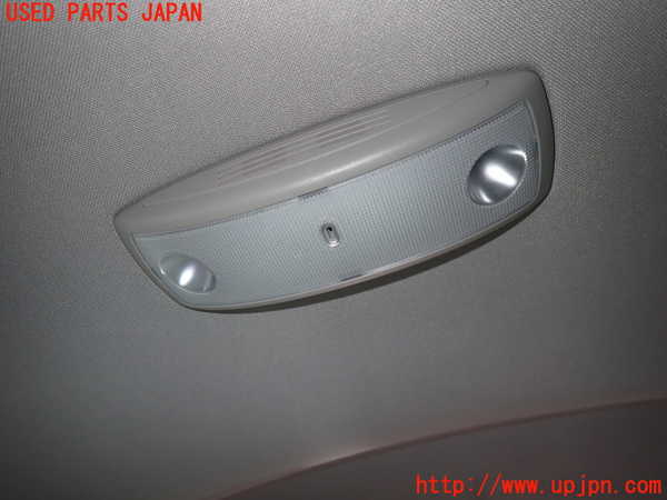 2UPJ-33976412]ボルボ・V70(BB420W)ルームランプ2 (2列目真中) 中古_m0001.jpg