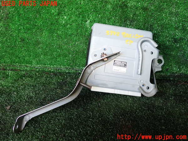 5UPJ-33986120]センチュリー(GZG50(改))サスペンションコンピューター 中古_m0001.jpg