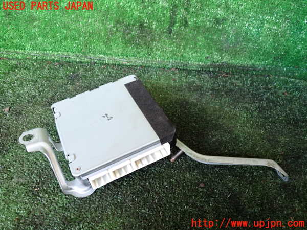 5UPJ-33986120]センチュリー(GZG50(改))サスペンションコンピューター 中古_m0003.jpg