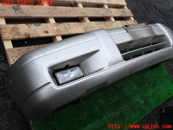 5UPJ-33991010]ビッグホーン(UBS73GW)フロントバンパー 中古_m0003.jpg