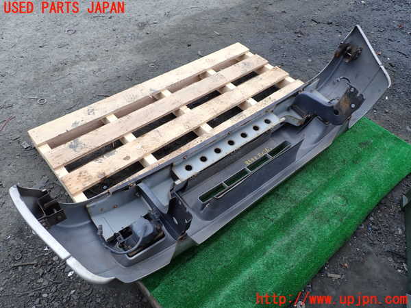 5UPJ-33991010]ビッグホーン(UBS73GW)フロントバンパー 中古_m0005.jpg