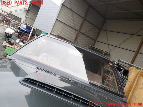 1UPJ-33991195]ビッグホーン(UBS73GW)フロントガラス 中古_m0001.jpg