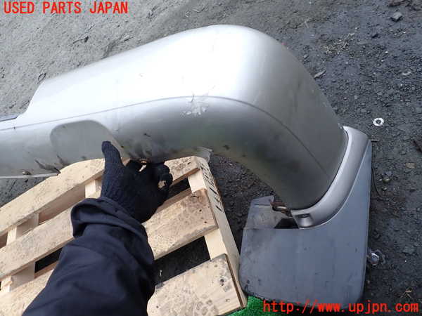1UPJ-33991610]ビッグホーン(UBS73GW)リアバンパー 中古_m0002.jpg