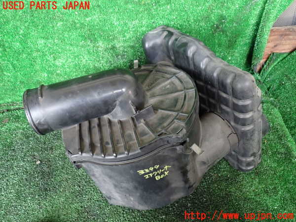 5UPJ-33992560]ビッグホーン(UBS73GW)エアクリーナーボックス 中古_m0001.jpg