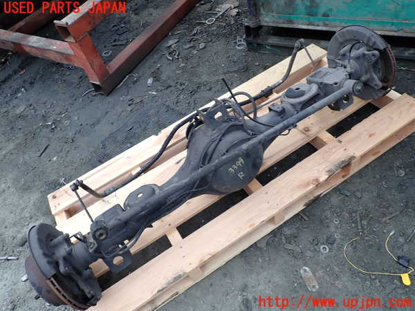 1UPJ-33994400]ビッグホーン(UBS73GW)リアデフホーシング 中古_m0001.jpg