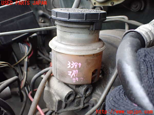 5UPJ-33994050]ビッグホーン(UBS73GW)ブレーキマスターシリンダー 中古_m0001.jpg