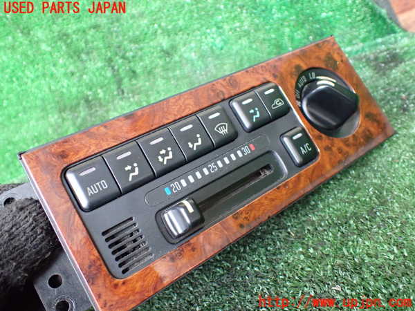 5UPJ-33996066]ビッグホーン(UBS73GW)エアコンスイッチ1 中古_m0002.jpg