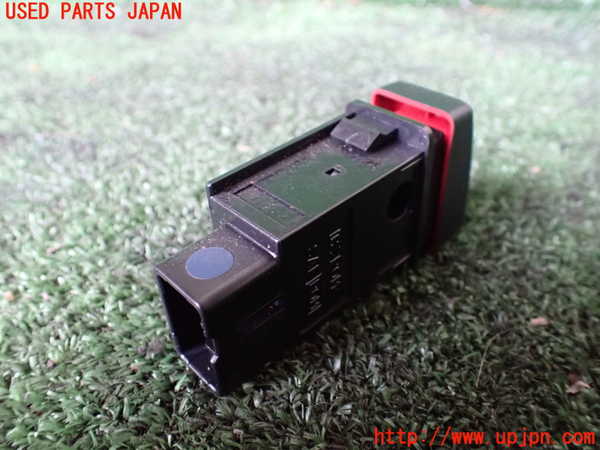 1UPJ-33996290]ビッグホーン(UBS73GW)ハザードスイッチ 中古_m0002.jpg