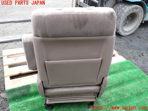 1UPJ-33997035]ビッグホーン(UBS73GW)運転席シート 中古_m0005.jpg