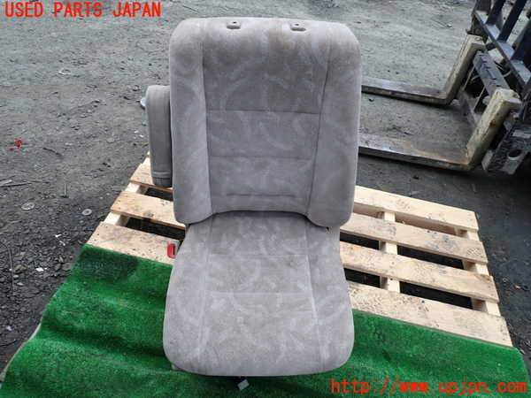 1UPJ-33997065]ビッグホーン(UBS73GW)助手席シート 中古_m0001.jpg