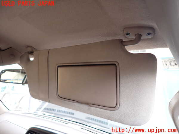 1UPJ-33997625]ビッグホーン(UBS73GW)室内サンバイザー右側 中古_m0002.jpg