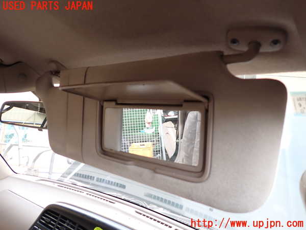 1UPJ-33997625]ビッグホーン(UBS73GW)室内サンバイザー右側 中古_m0003.jpg