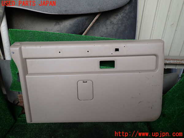 5UPJ-33991578]ビッグホーン(UBS73GW)バックドア内張り 中古_m0001.jpg