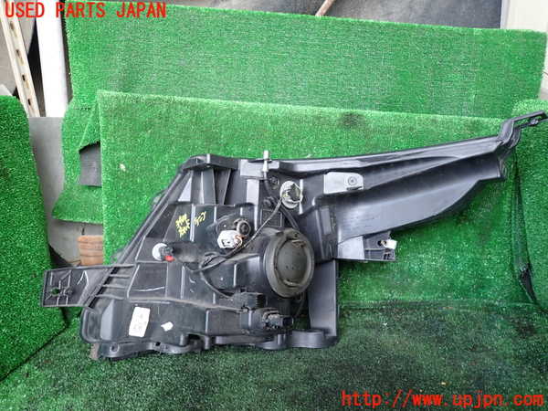 1UPJ-34001130]エクスプローラー(1FMHK9)右ヘッドライト ハロゲン 中古_m0003.jpg