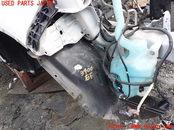 1UPJ-34001090]エクスプローラー(1FMHK9)右前フェンダーライナー 中古_m0001.jpg