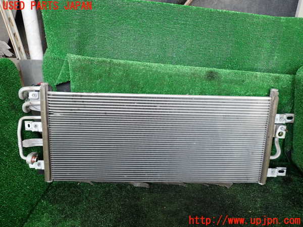 1UPJ-34006031]エクスプローラー(1FMHK9)エアコンコンデンサー1 中古_m0001.jpg