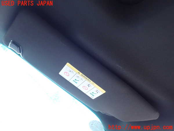 1UPJ-34007625]エクスプローラー(1FMHK9)室内サンバイザー右側 中古_m0001.jpg