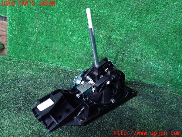 1UPJ-34007555]エクスプローラー(1FMHK9)ATシフトレバー 中古_m0002.jpg