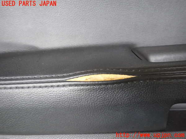 1UPJ-34001264]エクスプローラー(1FMHK9)左前ドア内張り 中古_m0003.jpg