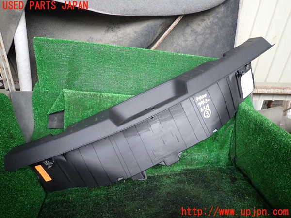 1UPJ-34007773]エクスプローラー(1FMHK9)ラゲッジトレイ3 中古_m0002.jpg