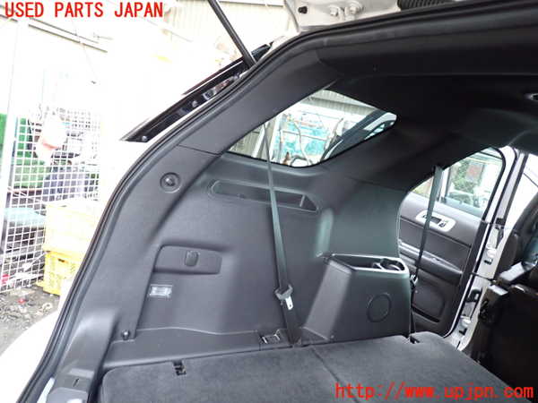 1UPJ-34007680]エクスプローラー(1FMHK9)左リアピラートリム 中古_m0001.jpg