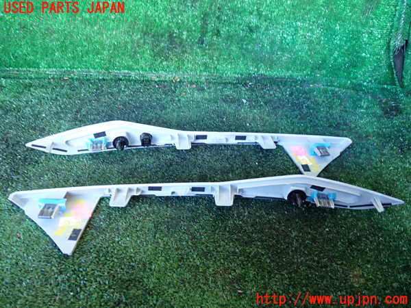 1UPJ-34007693]エクスプローラー(1FMHK9)内装トリム類3 中古_m0002.jpg