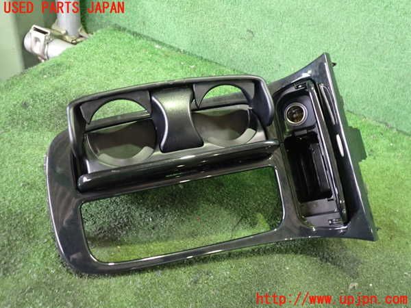 2UPJ-34017810]レクサス・SC430(UZZ40)ドリンクホルダー 中古 ソアラ_m0002.jpg