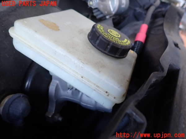 2UPJ-34034050]BMW ミニ(MINI)クーパーD クロスオーバー(XD20F)ブレーキマスターシリンダー 中古 (R60)_m0002.jpg
