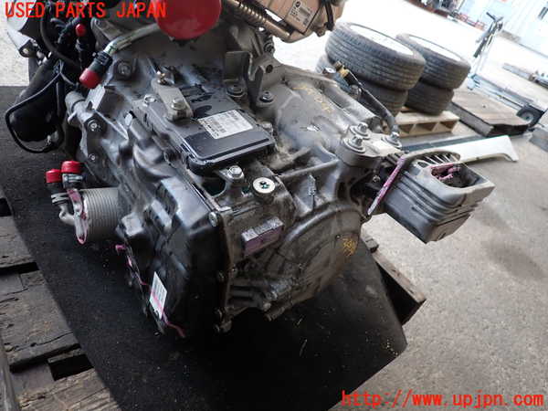 2UPJ-34043010]BMW 218d アクティブツアラー(2C20)(F45)ミッション AT B47C20A 中古_m0001.jpg