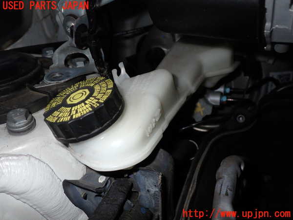 2UPJ-34044050]BMW 218d アクティブツアラー(2C20)(F45)ブレーキマスターシリンダー 中古_m0001.jpg