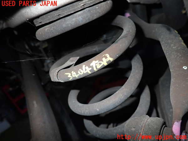 2UPJ-34045100]BMW 218d アクティブツアラー(2C20)(F45)右リアスプリング 中古_m0001.jpg