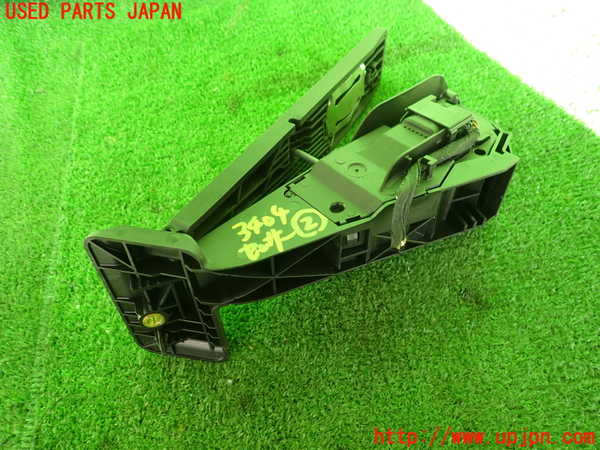 2UPJ-34046382]BMW 218d アクティブツアラー(2C20)(F45)センサー2 (アクセルペダル) 中古_m0002.jpg