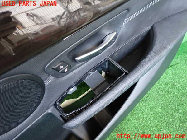 2UPJ-34041234]BMW 218d アクティブツアラー(2C20)(F45)右前ドア内張り 中古_m0002.jpg