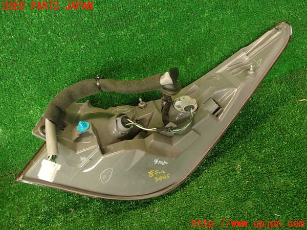 2UPJ-34051536]スカイライン(ZV37)左テールランプ 中古_m0002.jpg