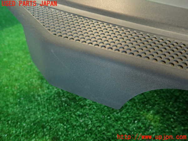 2UPJ-34052160]スカイライン(ZV37)エンジンアッパーカバー 中古_m0003.jpg