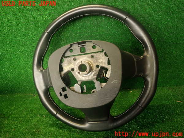 2UPJ-34057855]スカイライン(ZV37)ステアリングホイール 中古_m0004.jpg