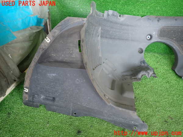 2UPJ-34061092]BMW 218d グランツアラー(2E20)(F46)左前フェンダーライナー 中古_m0004.jpg