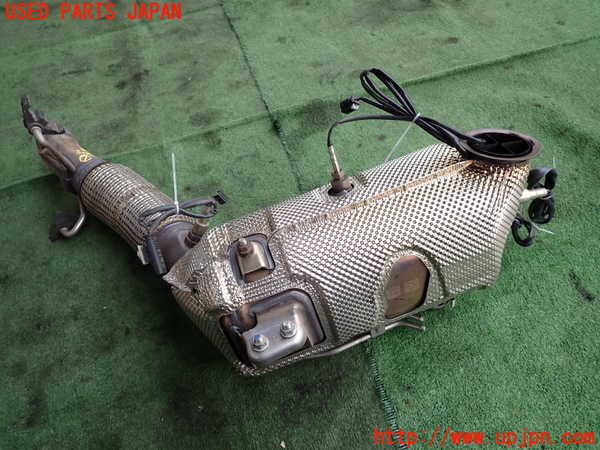 2UPJ-34062661]BMW 218d グランツアラー(2E20)(F46)触媒1 中古_m0002.jpg