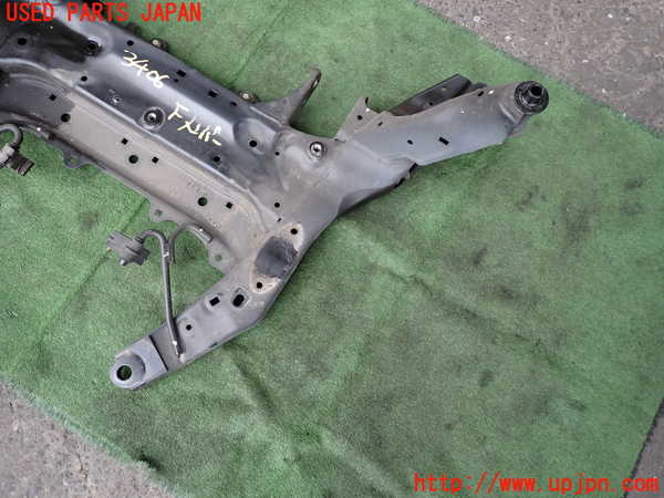 2UPJ-34065285]BMW 218d グランツアラー(2E20)(F46)フロントメンバー 中古_m0002.jpg