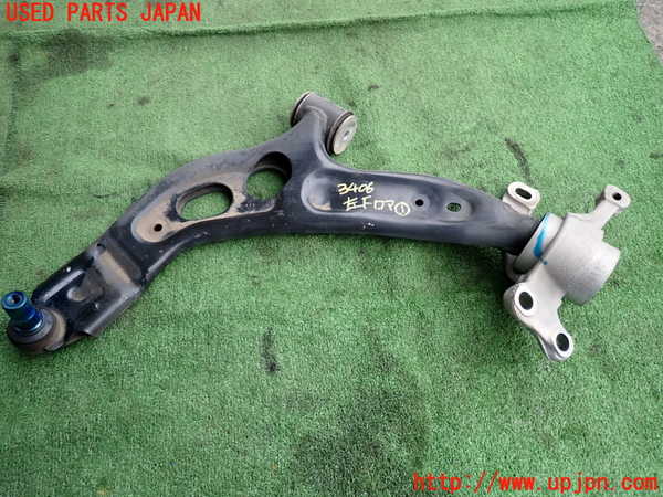 2UPJ-34065186]BMW 218d グランツアラー(2E20)(F46)左フロントロアアーム1 中古_m0001.jpg