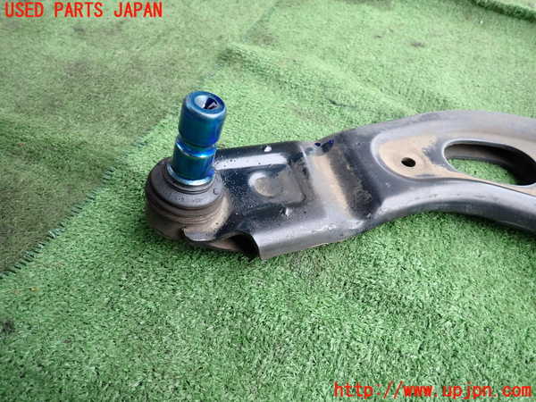 2UPJ-34065186]BMW 218d グランツアラー(2E20)(F46)左フロントロアアーム1 中古_m0002.jpg