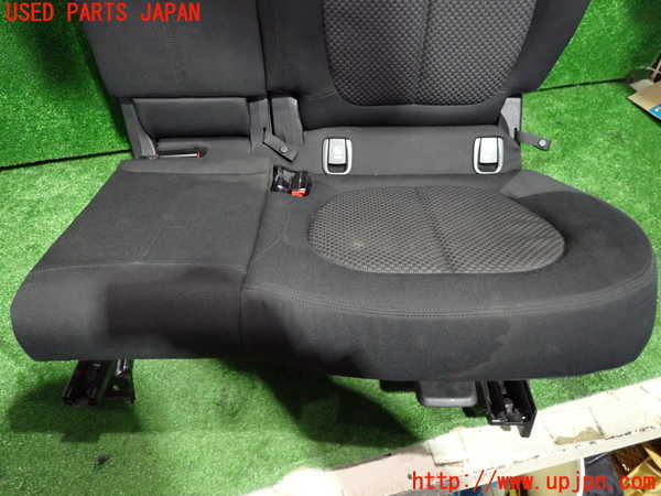 2UPJ-34067175]BMW 218d グランツアラー(2E20)(F46)左2列目シート 中古_m0003.jpg