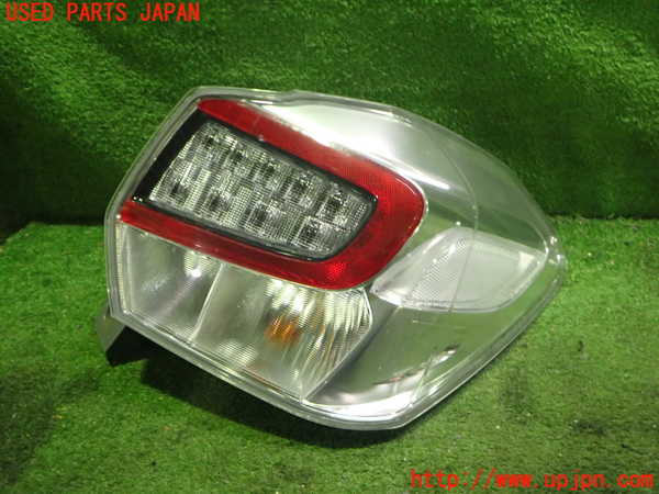 2UPJ-34071530]スバル・XV HYBRID(GPE)右テールランプ 中古_m0001.jpg