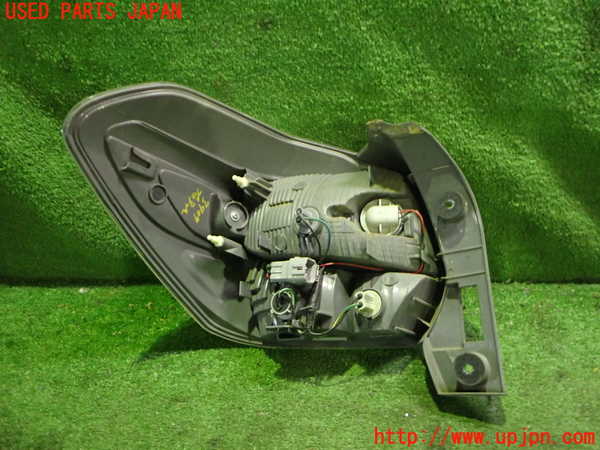 2UPJ-34071530]スバル・XV HYBRID(GPE)右テールランプ 中古_m0002.jpg