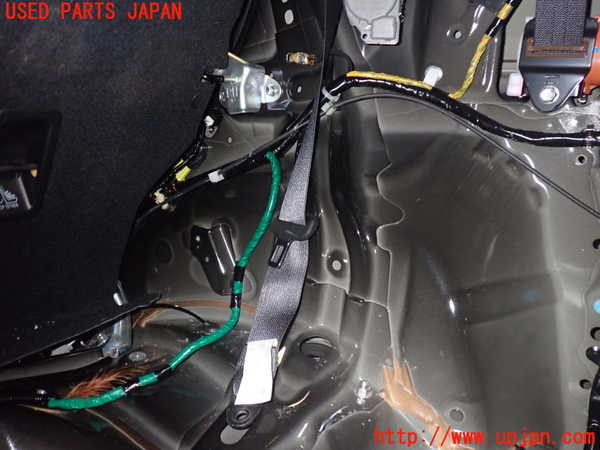 2UPJ-34077155]スバル・XV HYBRID(GPE)右2列目シートベルト 中古_m0001.jpg